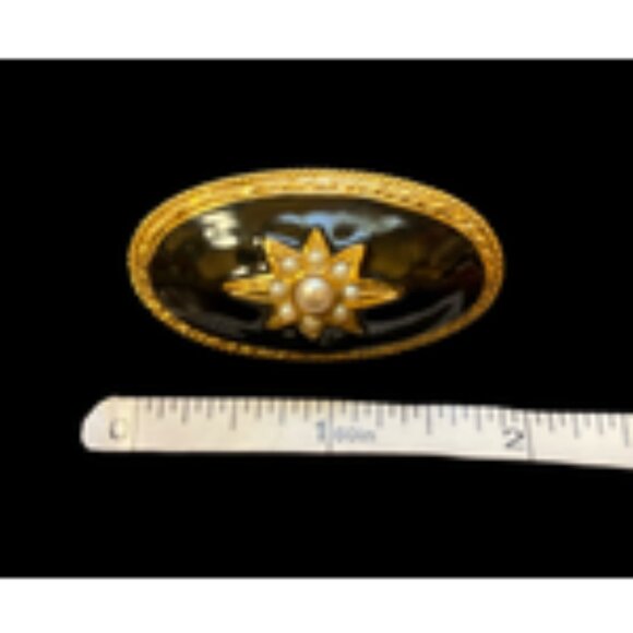 Vintage 1928 Brand Faux Seed Pearl Domed Oval Black Enamel Brooch Pin Gold Tone - Picture 8 of 8